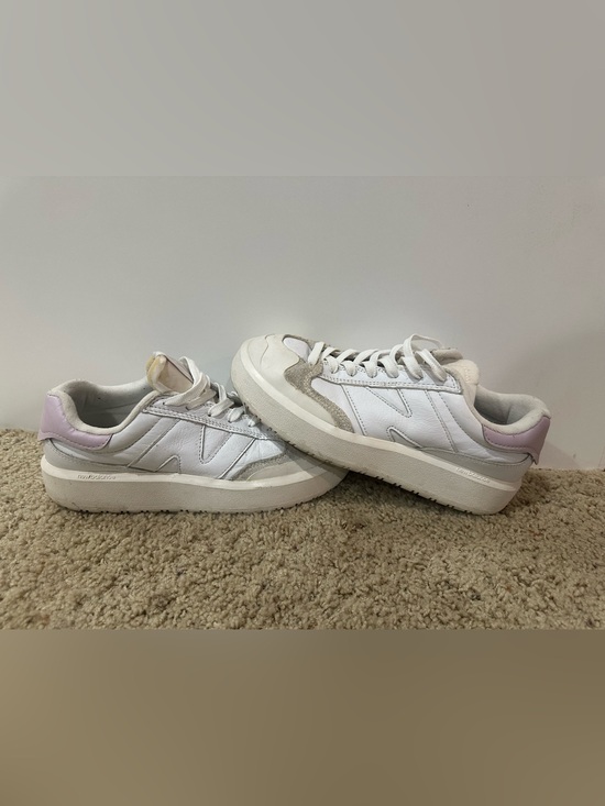New Balance Shoes - New Balance The Intelligent Choice CT302 Women’s Sneakers Size 9 White Pink Gray